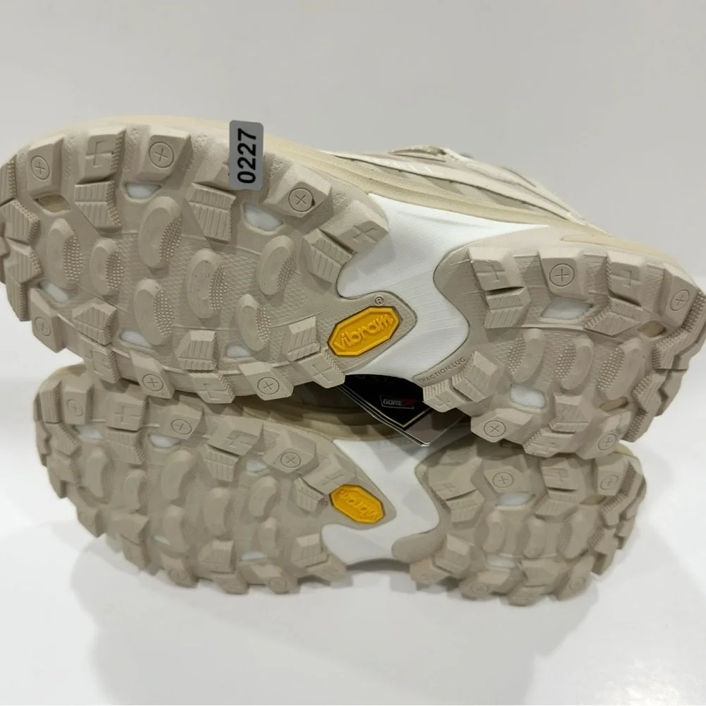Merrell Women's Moab Speed 2 Mid GORE-TEX Hiking boots
